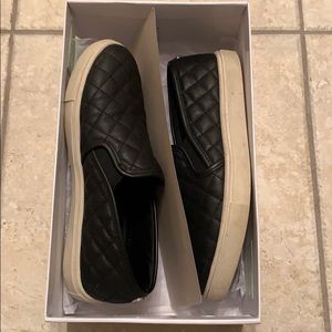 Steve Madden slip-on